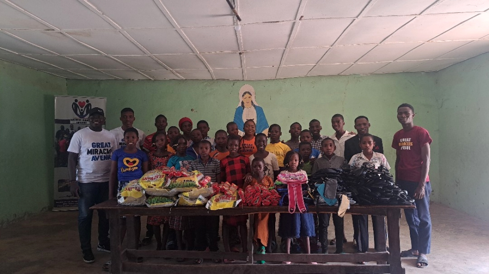 Update We Visited These Lovely & Adorable Orphans In Nigeria. Jesus Loves Children! Image